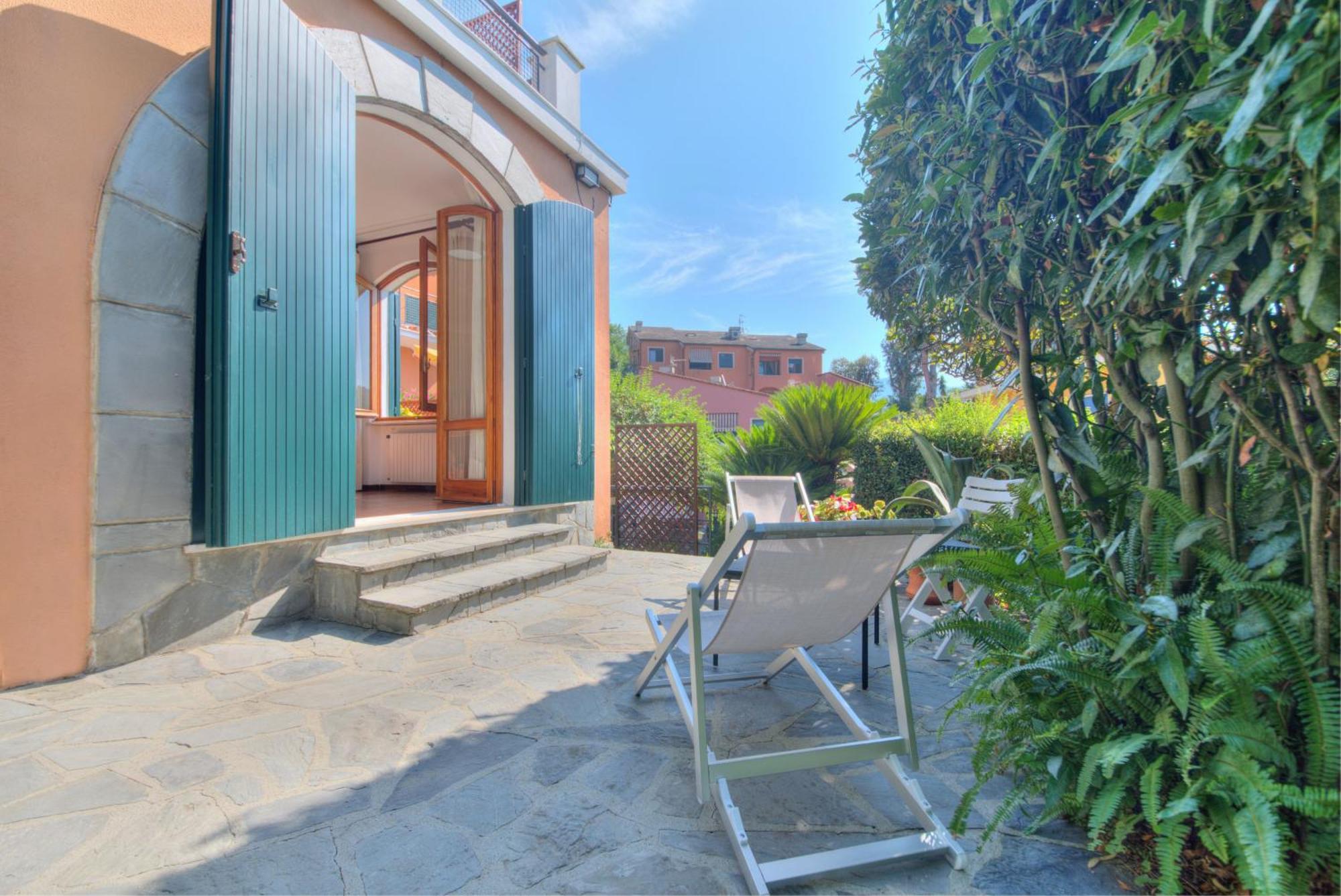 Nel Verde Rapallo Luaran gambar